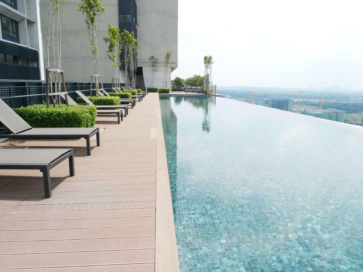 Tamarind Suites By Elite Stay Cyberjaya Exterior foto